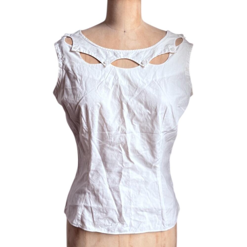 Vintage White cotton cut out scallop top